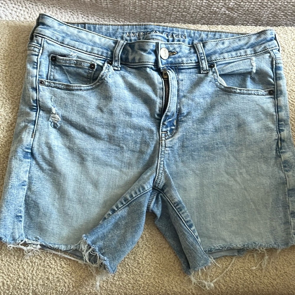 AE Midi Next Level Stretch Shorts Size 12